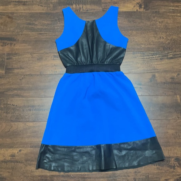 NWOT Danier Leather Dress - Picture 4 of 6